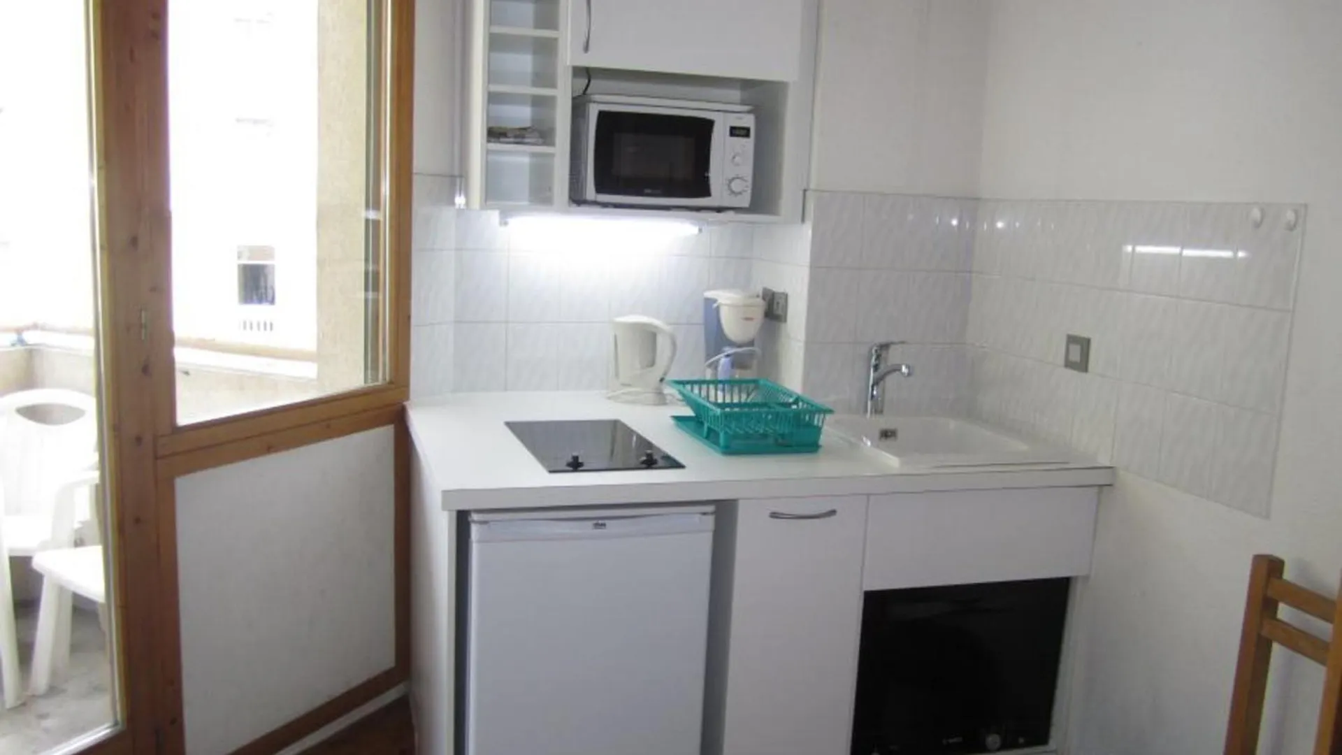 Studio Centre Brides-Les-Bains : Balcon, Wi-Fi, Parking, Proche Telecabine & Thermes - Fr-1-512-132