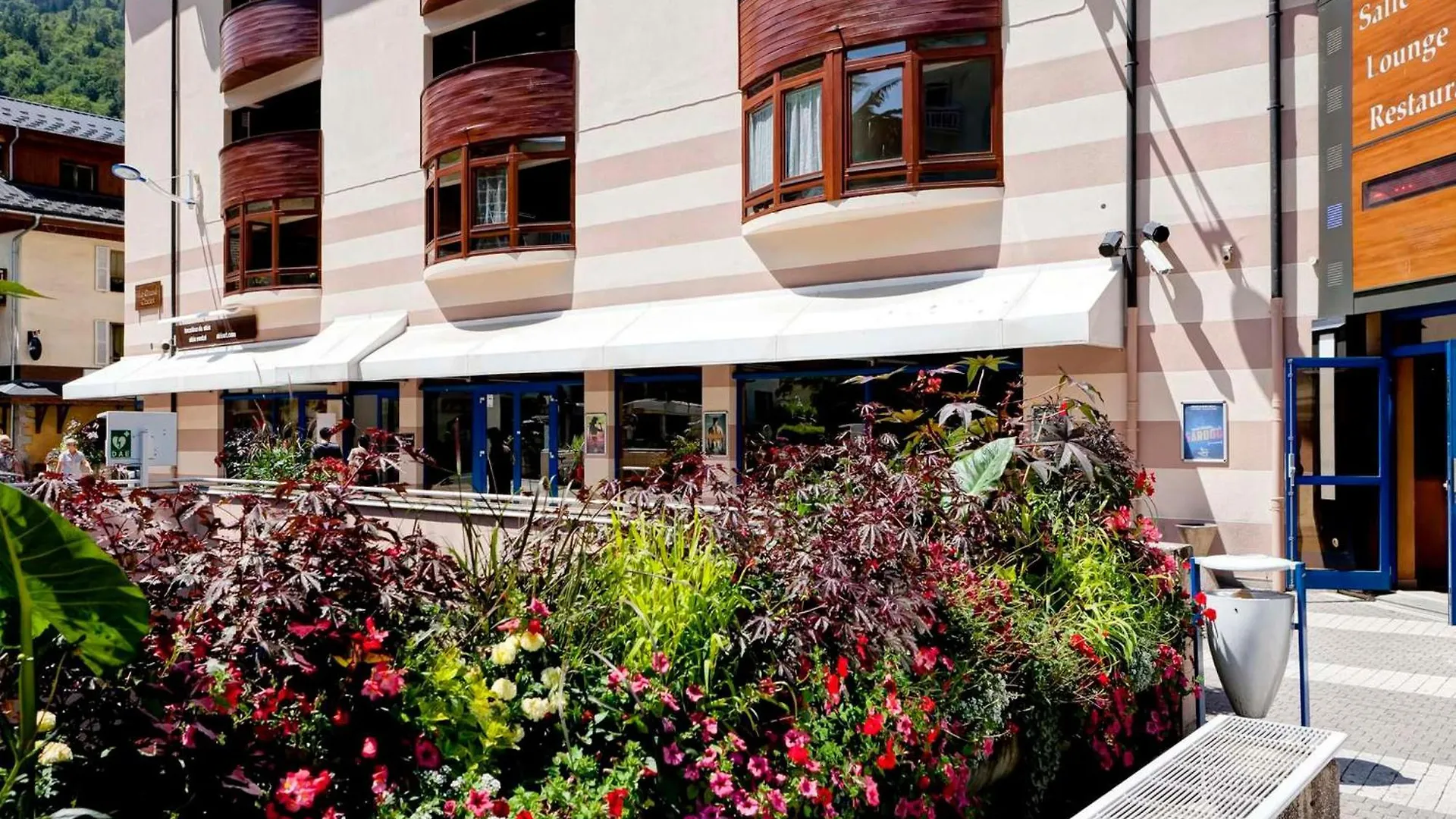 Studio Centre Brides-Les-Bains : Balcon, Wi-Fi, Parking, Proche Telecabine & Thermes - Fr-1-512-132 Apartment