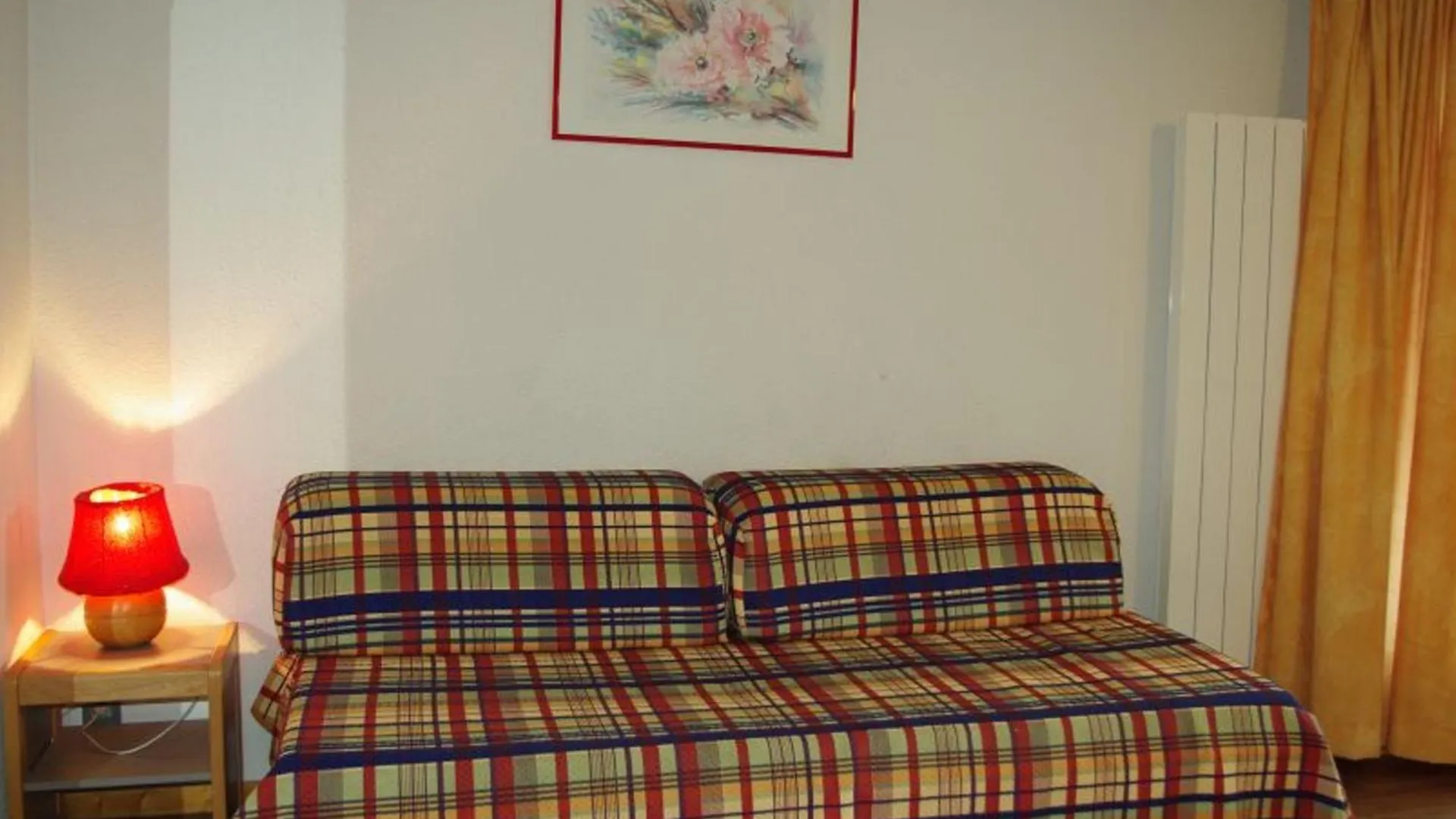 Studio Centre Brides-Les-Bains : Balcon, Wi-Fi, Parking, Proche Telecabine & Thermes - Fr-1-512-132 France