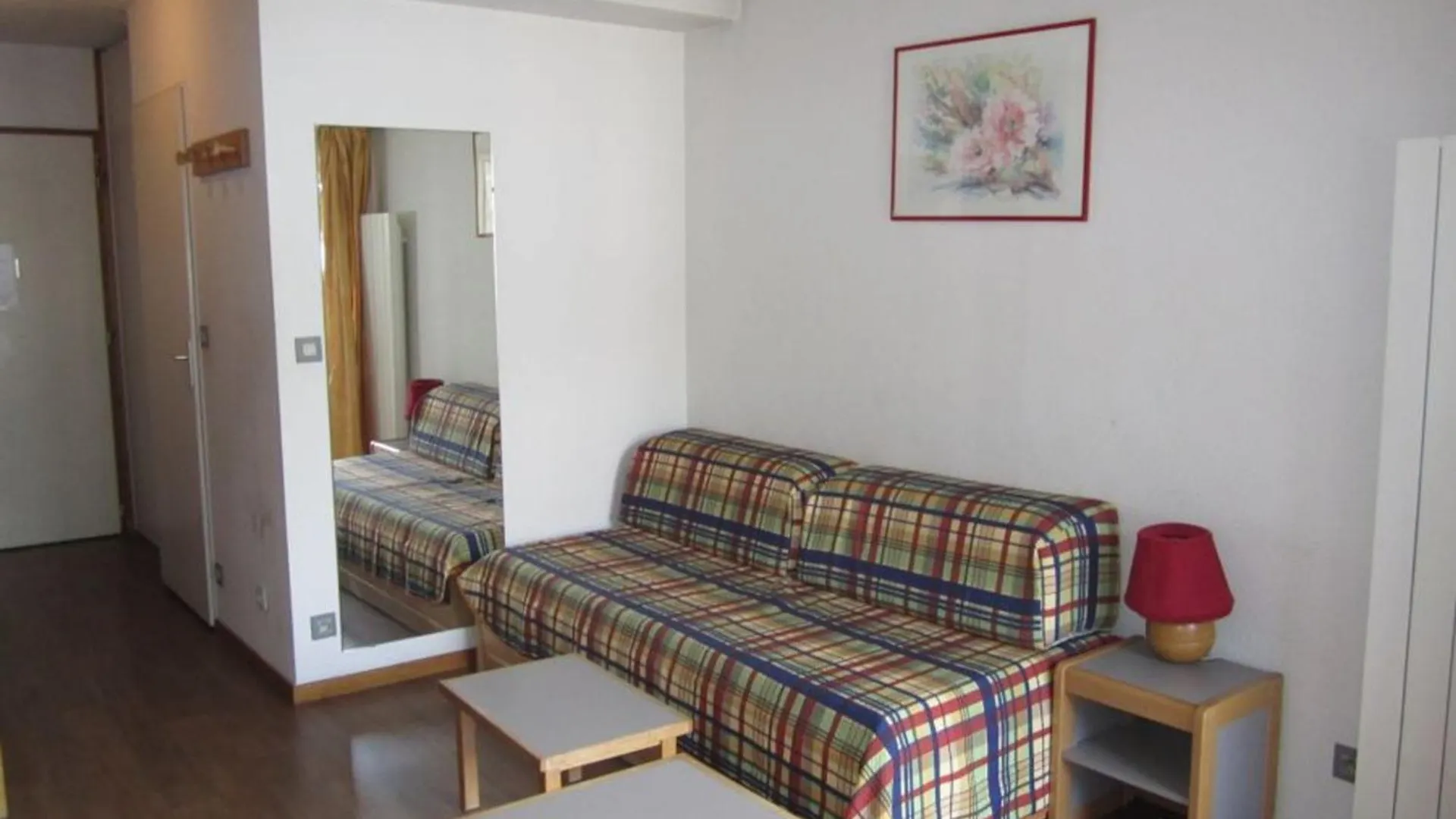 Studio Centre Brides-Les-Bains : Balcon, Wi-Fi, Parking, Proche Telecabine & Thermes - Fr-1-512-132 0*,  France