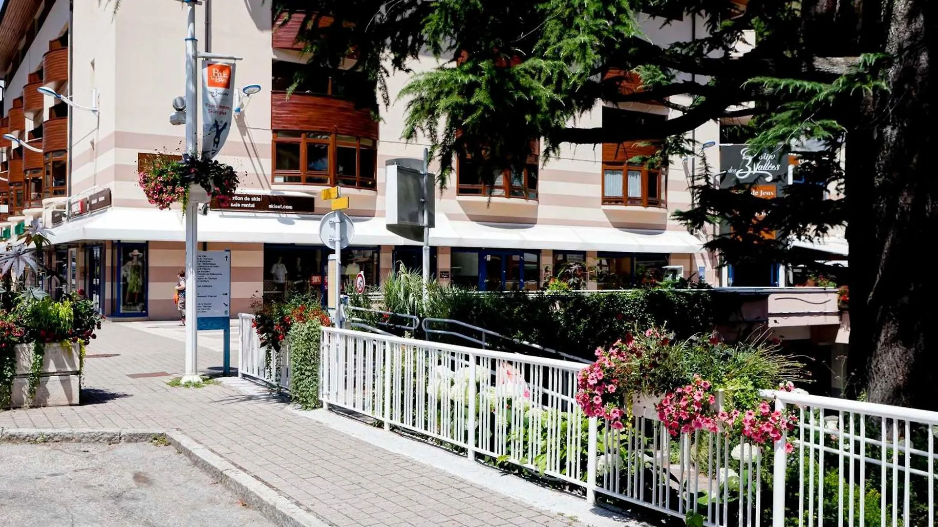 Apartment Studio Centre Brides-Les-Bains : Balcon, Wi-Fi, Parking, Proche Telecabine & Thermes - Fr-1-512-132