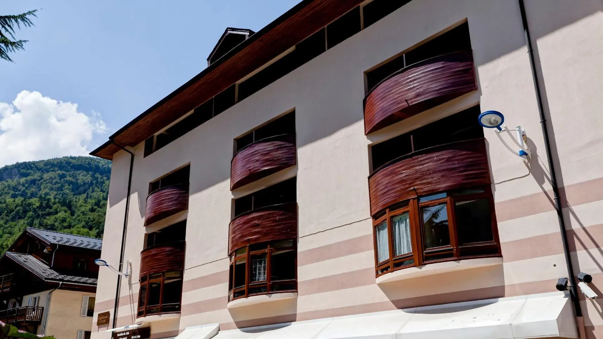 Studio Centre Brides-Les-Bains : Balcon, Wi-Fi, Parking, Proche Telecabine & Thermes - Fr-1-512-132 France